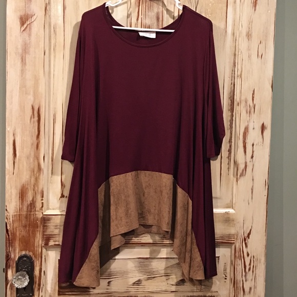 Peach Love California Tops - Peach Love Cali flowy asymmetrical suede hem tunic